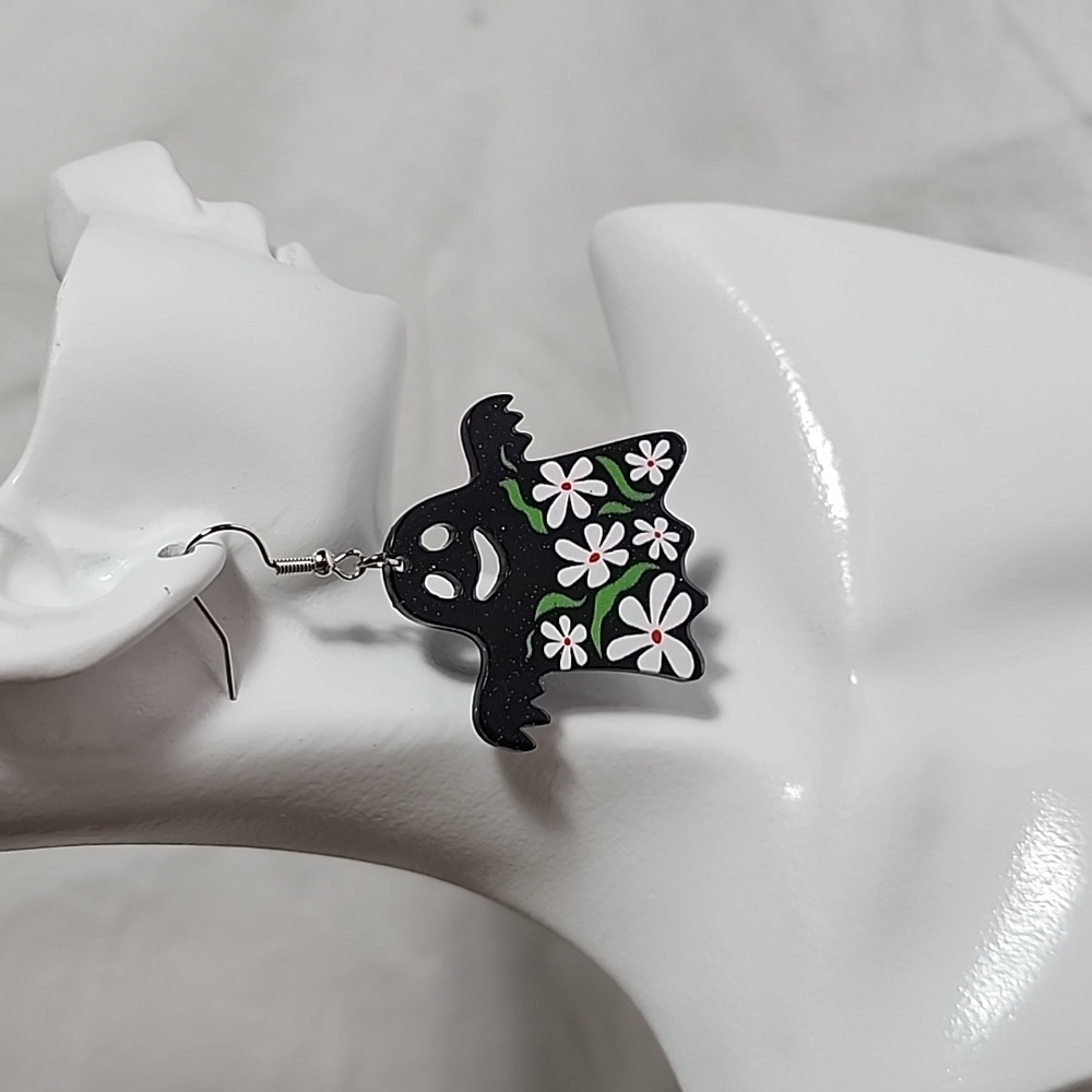 Acrylic Ghost Earrings‎